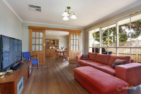 Property photo of 12 Roycroft Close Glen Waverley VIC 3150