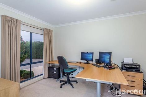 Property photo of 5 Noblet Gardens Gungahlin ACT 2912