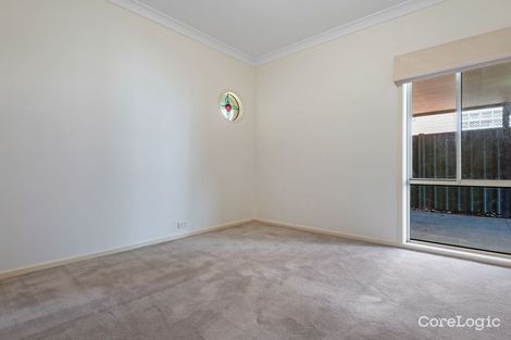 Property photo of 9 Islington Place Caroline Springs VIC 3023