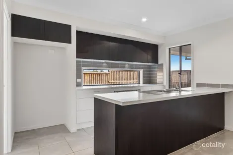 Property photo of 74 Carnarvon Street Yarrabilba QLD 4207