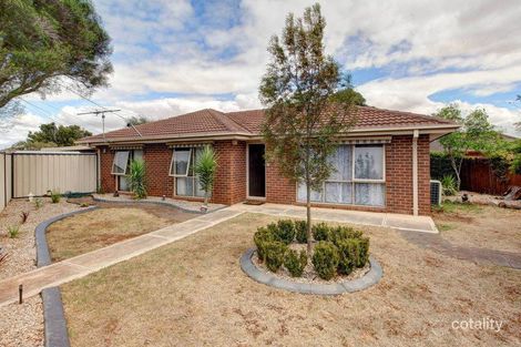 8 Sturt Rd, Melton South, VIC 3338