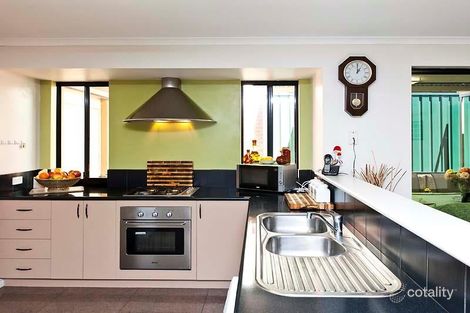 Property photo of 19 Calytrix Crescent Success WA 6164