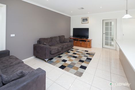 Property photo of 6 Chamberlain Street Cranbourne East VIC 3977