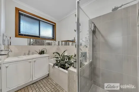 Property photo of 4/40 Mortimer Street Werribee VIC 3030