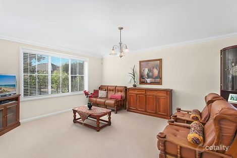 Property photo of 32 St Pauls Avenue Castle Hill NSW 2154
