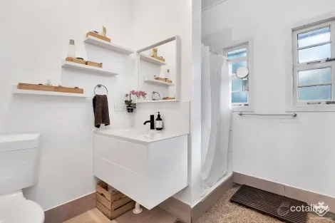 Property photo of 28 Volga Crescent Indooroopilly QLD 4068