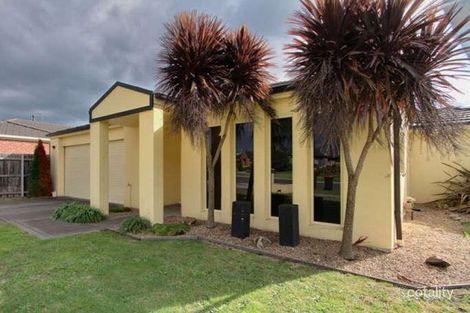 Property photo of 19 Kimberley Drive Traralgon VIC 3844