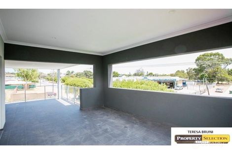 Property photo of 4/30 Culloton Crescent Balga WA 6061