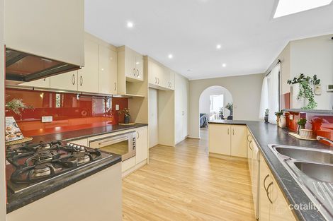 Property photo of 2 Jarrad Road Happy Valley SA 5159