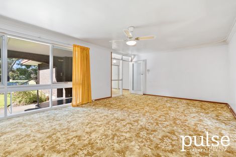 Property photo of 6 Massey Way Rossmoyne WA 6148