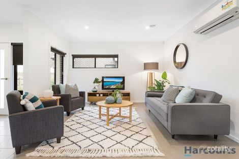 Property photo of 2/4 Chivalry Avenue Glen Waverley VIC 3150
