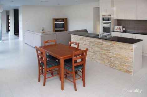 Property photo of 3 Lancaster Court Top Camp QLD 4350