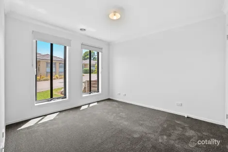 Property photo of 7 Parkhead Circuit Warragul VIC 3820