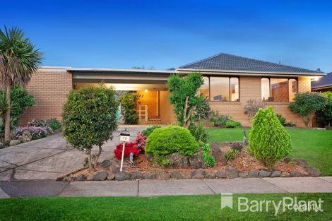 Property photo of 13 Buckmaster Drive Mill Park VIC 3082