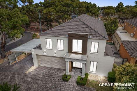 Property photo of 10 Edgewater Circuit Cairnlea VIC 3023