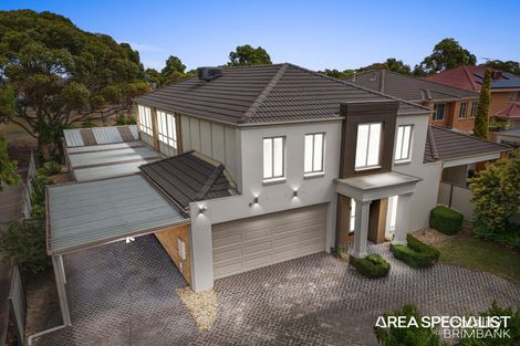 Property photo of 10 Edgewater Circuit Cairnlea VIC 3023