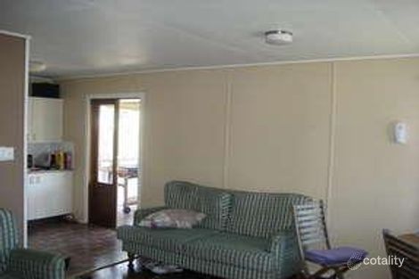 Property photo of 42 Flinders Drive Leichhardt QLD 4305