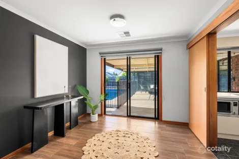 Property photo of 20 Marrington Circuit Morphett Vale SA 5162