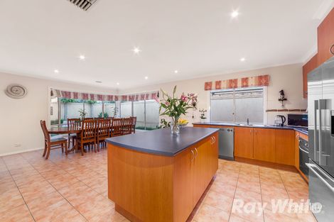 Property photo of 6 Chubut Way Roxburgh Park VIC 3064
