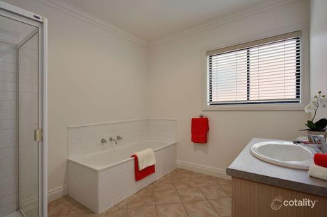 Property photo of 4/18 New Street Ringwood VIC 3134