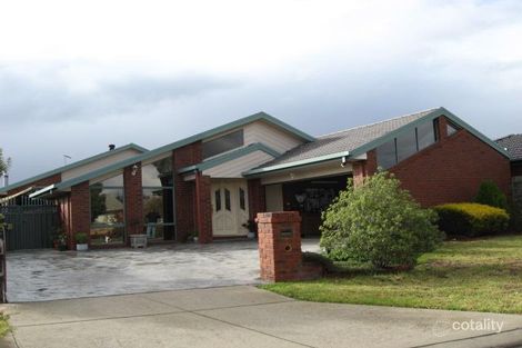 8 Dairy Cl, Sydenham, VIC 3037