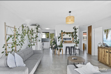 11/54 Frank St, Labrador, QLD 4215