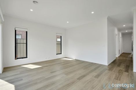 Property photo of 10 Goodison Grove Mount Cottrell VIC 3024