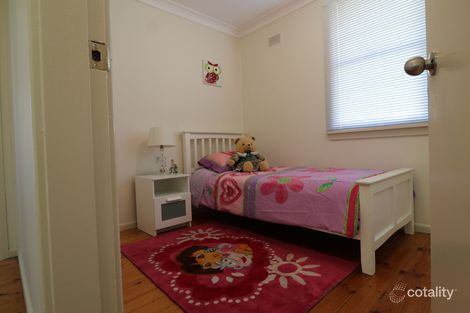 Property photo of 15 Palau Crescent Lethbridge Park NSW 2770