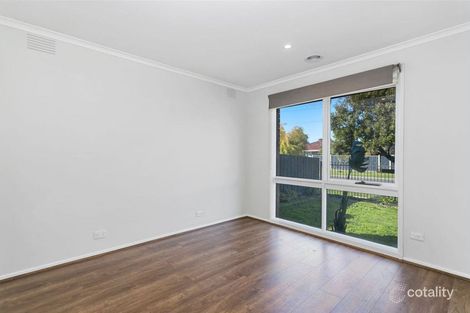 Property photo of 16 Erwin Drive Seaford VIC 3198