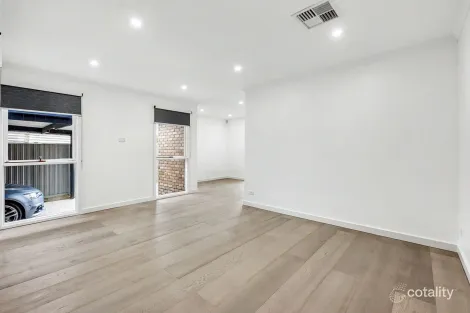Property photo of 13 Ennismore Drive Keysborough VIC 3173
