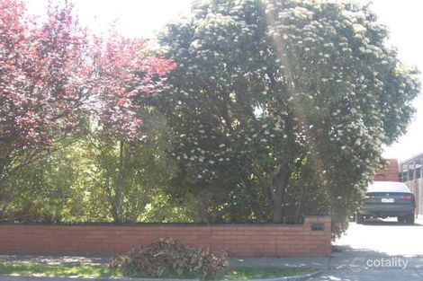 82 Dunne St, Kingsbury, VIC 3083