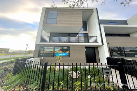 Property photo of 2 Hakea Lane Springvale VIC 3171