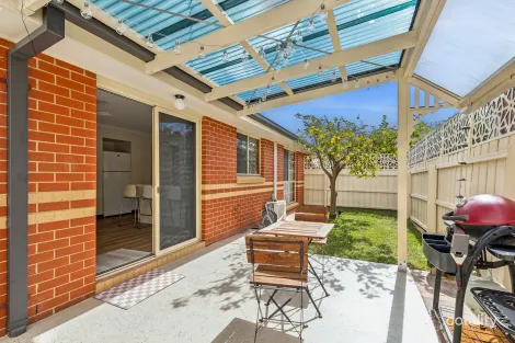 Property photo of 7 Meadowvale Drive Grovedale VIC 3216