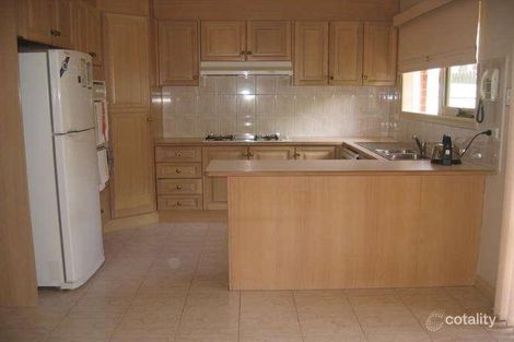 Property photo of 2/4 Lionel Street Doncaster East VIC 3109