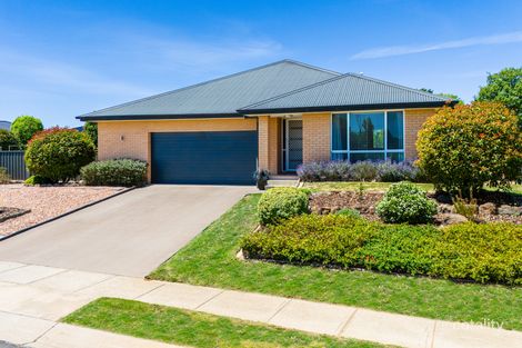 6 Palermo Dr, Cooma, NSW 2630