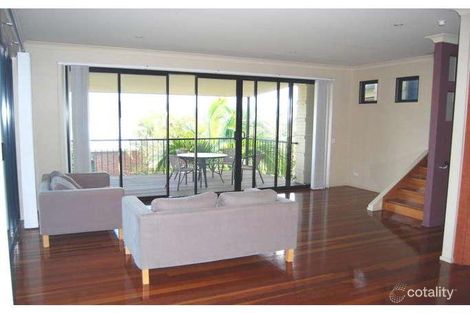 Property photo of 51 Dengate Lane St Lucia QLD 4067