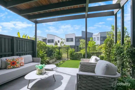 110/9 Ellen St, Carina, QLD 4152