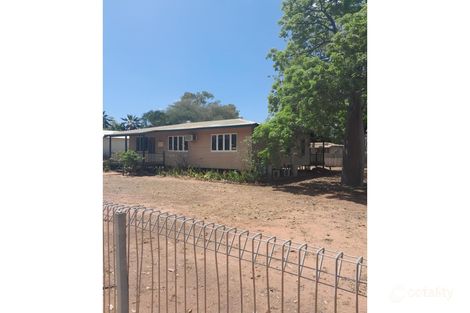 8 Knowsley St W, Derby, WA 6728