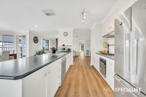 Property photo of 19 Kingston Avenue Narre Warren South VIC 3805