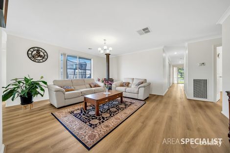 Property photo of 19 Kingston Avenue Narre Warren South VIC 3805