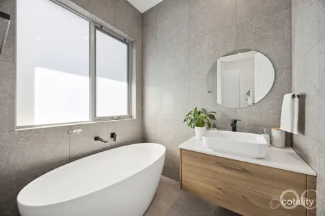 Property photo of 11A Silver Crescent Grange SA 5022