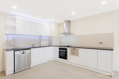 Property photo of 201/19 Lillimur Road Ormond VIC 3204