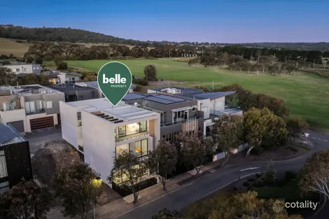 6 Deck Tce, Safety Beach, VIC 3936