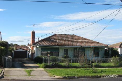 22 Welwyn Pde, Deer Park, VIC 3023