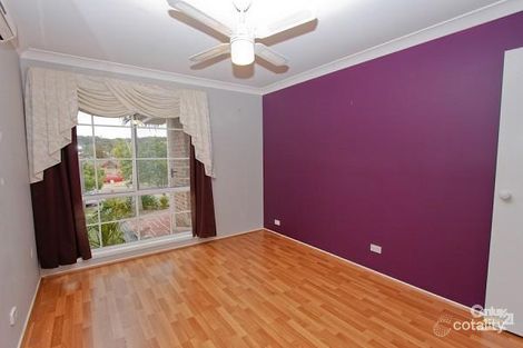 Property photo of 16 Angophora Close Mount Hutton NSW 2290