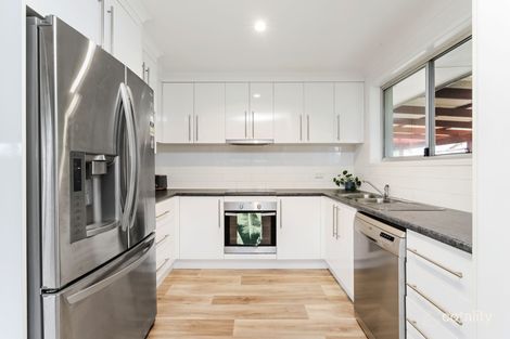 Property photo of 9 Ilaroo Crescent Warana QLD 4575