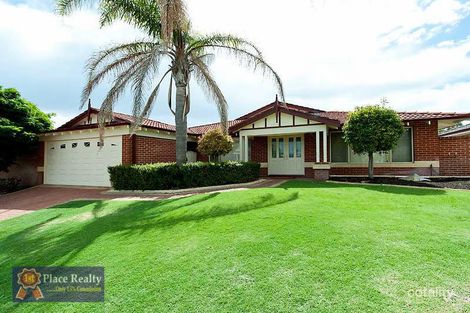 10 La Spezia Dr, Secret Harbour, WA 6173