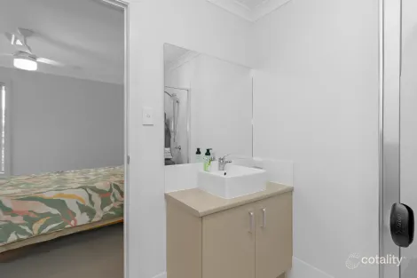 Property photo of 1 McVeigh Street Pimpama QLD 4209