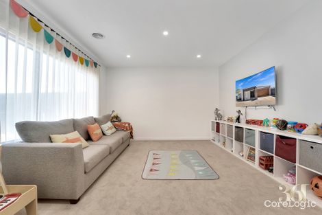 Property photo of 26 Canterbury Circuit Melton South VIC 3338