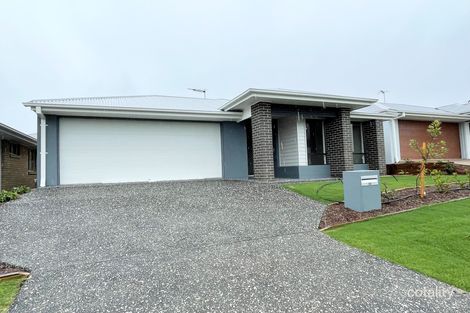 Property photo of 33 Spruce Circuit Hillcrest QLD 4118